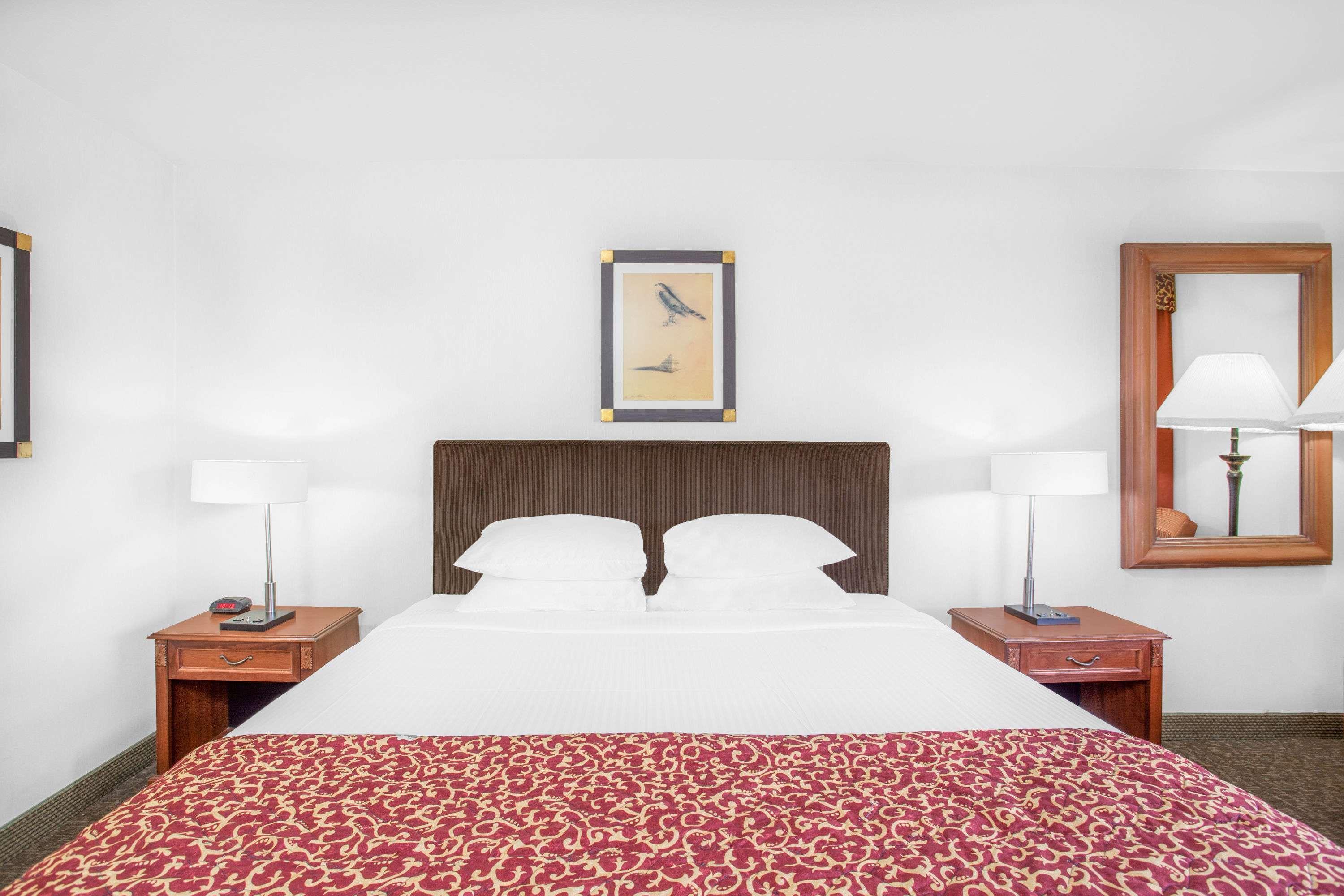 Ramada By Wyndham Barstow Hotel Buitenkant foto